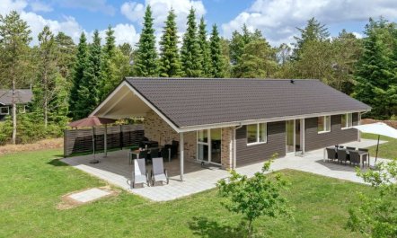 'Alona' - 250m from the sea