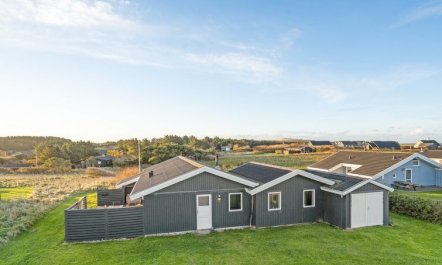 'Ailika' - 300m from the sea 2