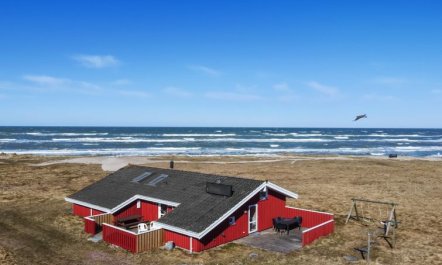 'Asta' - 85m from the sea