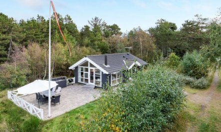 'Tishon' - 100m from the sea