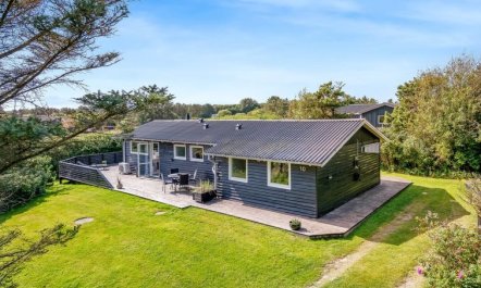 'Tuke' - 400m from the sea