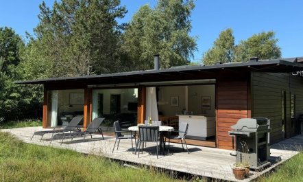 'Felia' - 500m from the sea