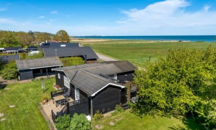 'Welma' - 200m from the sea 2