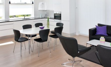 'Ugot' - 750m from the sea 3