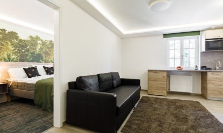 Park 6 Apartment 5 5