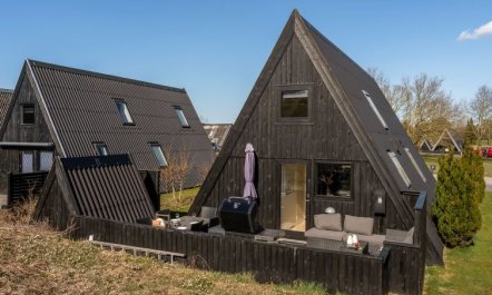 'Kauno' - 16km to the fjord