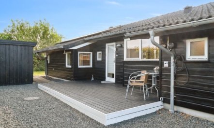 'Miriam' - 400m from the sea 6