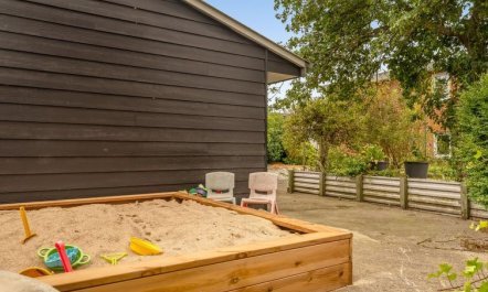 'Elaine' - 350m from the sea 7