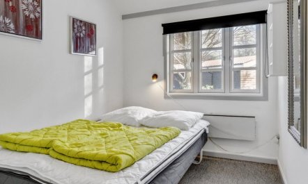 'Agneta' - 750m from the sea 5