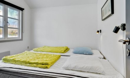 'Agneta' - 750m from the sea 6