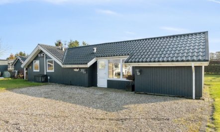 'Vrage' - 800m from the sea