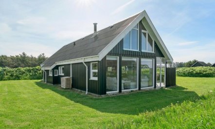 'Ananda' - 245m from the sea 4