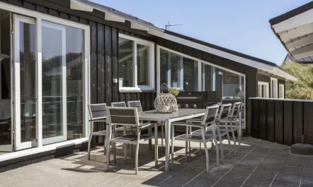 'Erma' - 125m from the sea 6