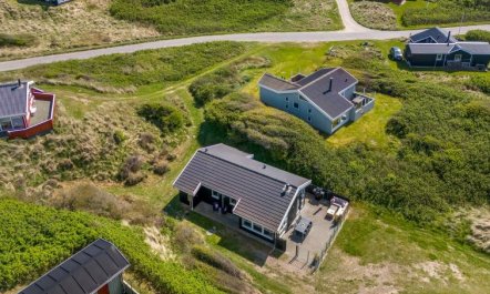 'Idalia' - 125m from the sea 3