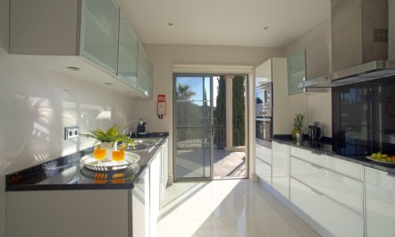 Pine Hills Rubi Apartment 3 6