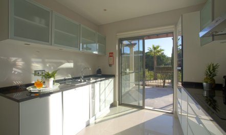 Pine Hills Rubi Apartment 3 2