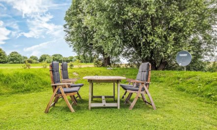 Kleine Reetdachkate 4