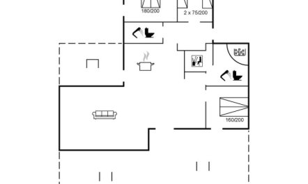 'Helga' - 900m from the sea 1