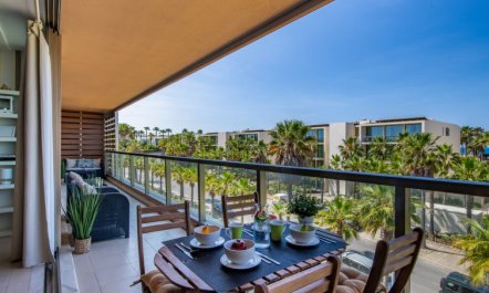 Algarve Sun-Sea Retreat Apartment 2