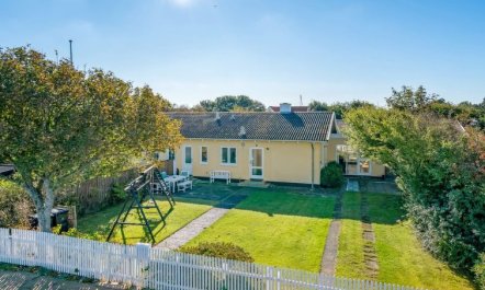 'Julie' - 700m from the sea