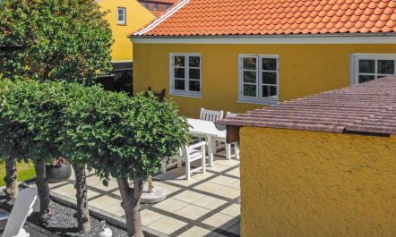 'Fulla' - 1.1km from the sea 7