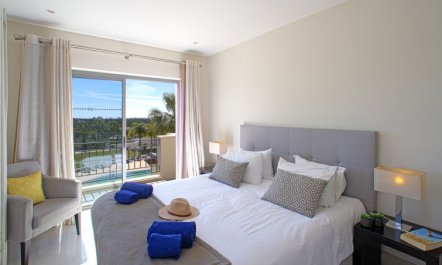 Pine Hills Cristal Apartment 9 4