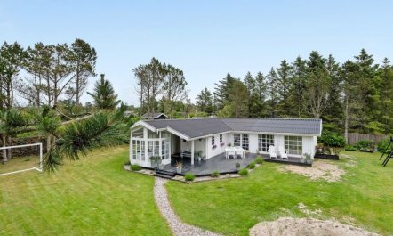 'Gunnulf' - 750m from the sea