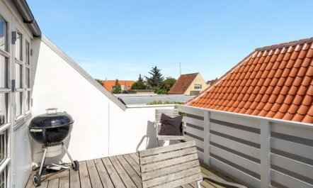 'Naina' - 200m from the sea 1