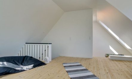 'Elnara' - 900m from the sea 6