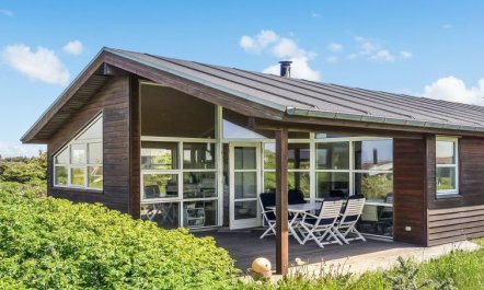 'Florida' - 100m from the sea