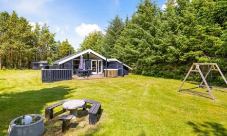 'Amundi' - 500m from the sea 5