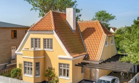 'Amila' - 425m from the sea