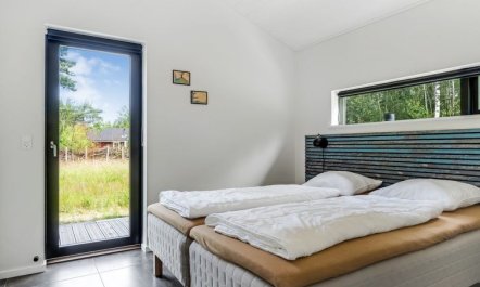 'Sighvat' - 300m from the sea 1