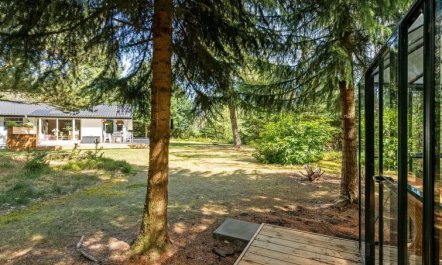 'Hakan' - 4km from the sea 4