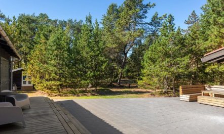 'Gorm' - 300m from the sea 7