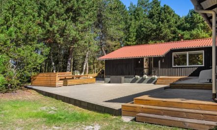 'Gorm' - 300m from the sea 4