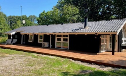 'Lovis' - 600m from the sea