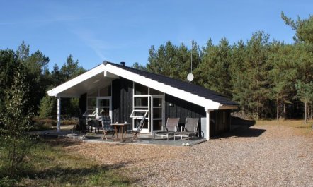 'Lieselotte' - 400m from the sea