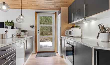 'Lieselotte' - 400m from the sea 1