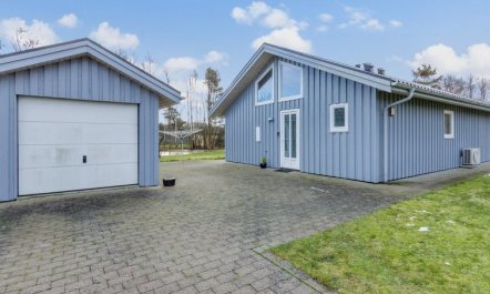 'Abelone' - 150m from the sea 1