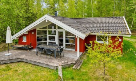 'Niglæs' - 700m from the sea