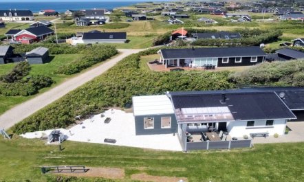 'Haklang' - 200m from the sea