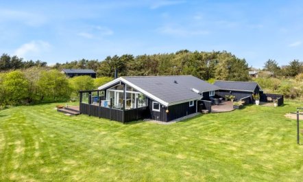 'Wante' - 900m from the sea