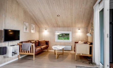 'Gerlinde' - 600m from the sea 2