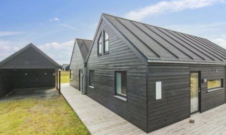 'Othinkarl' - 100m from the sea 2