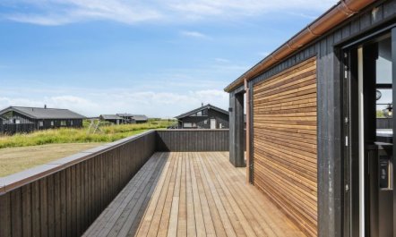 'Anemette' - 800m from the sea 6