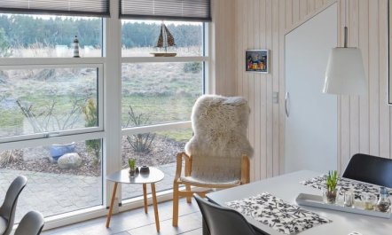 'Mathias' - 625m from the sea 7