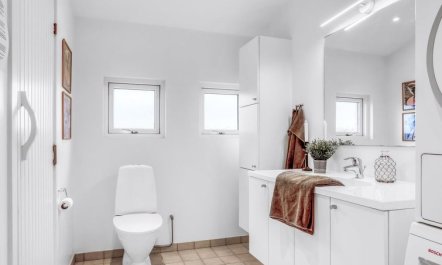 'Eileen' - 300m from the sea 7