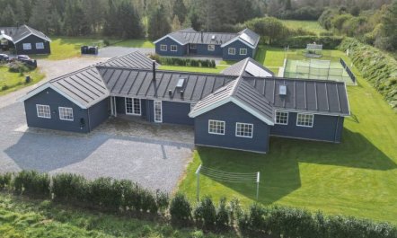 'Damita' - 350m from the sea 3