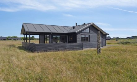 'Fader' - 950m from the sea 2